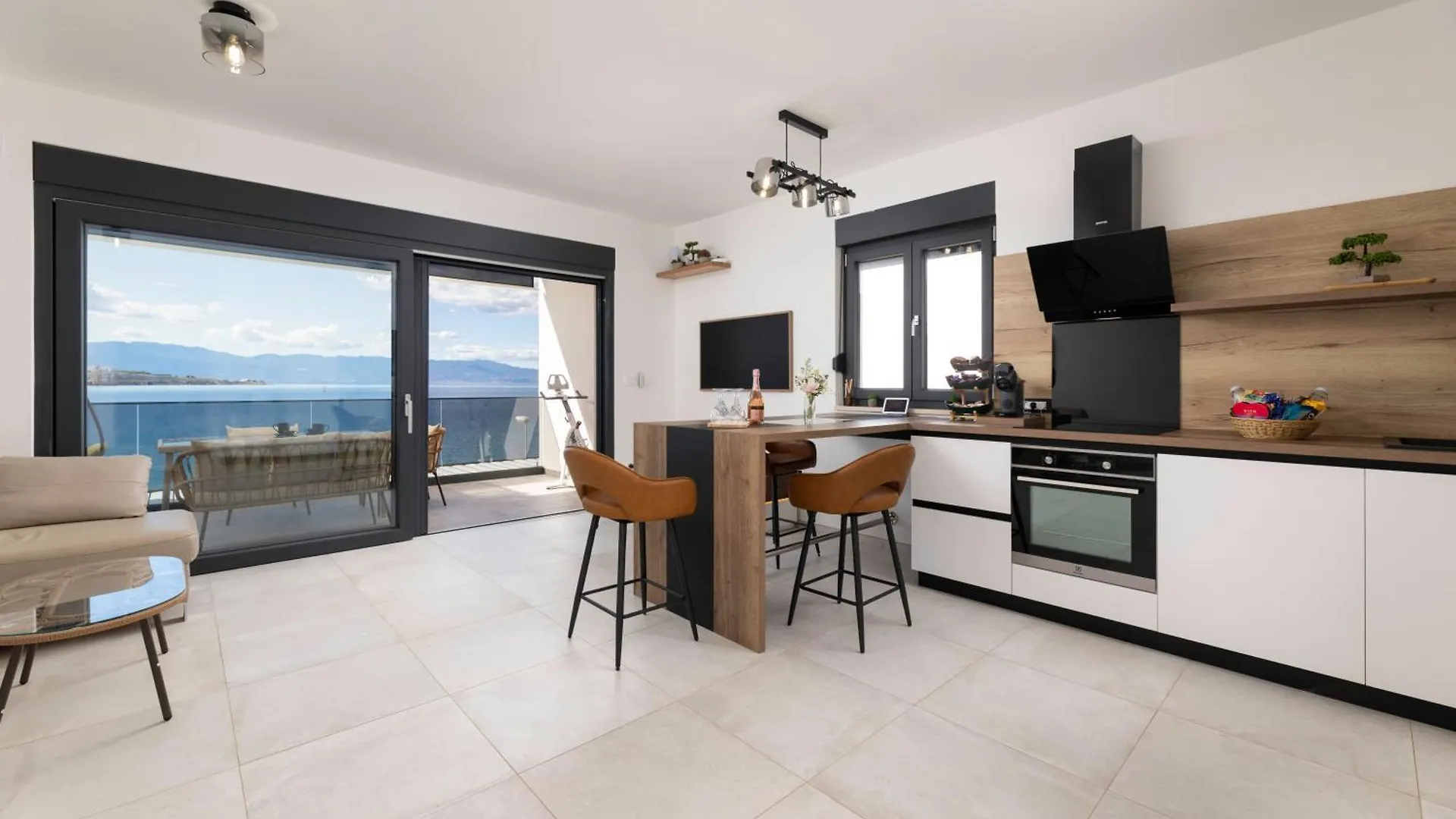 Appartamento Cassiopeia - Seaside Retreat Omišalj